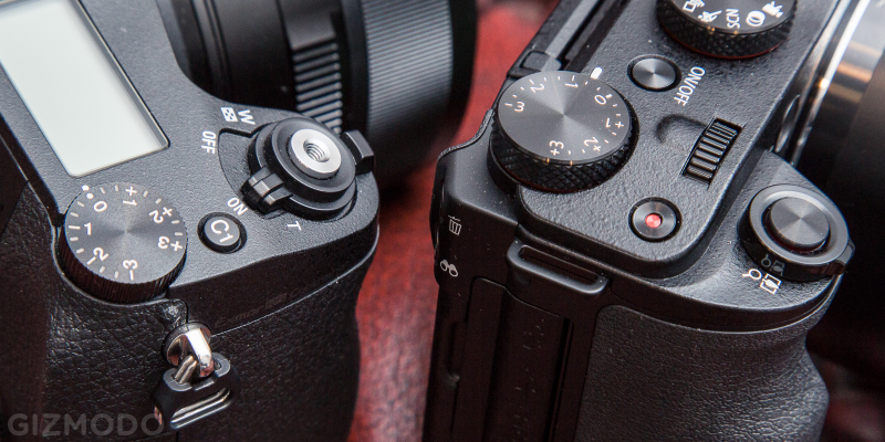 Illustration for article titled Battle of the Superzooms: Canon G3X vs. Sony RX10 Mark II